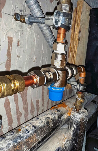 https://claremontplumber.com.au/uploads/2025/06/emergency-plumbing-912174.jpg
