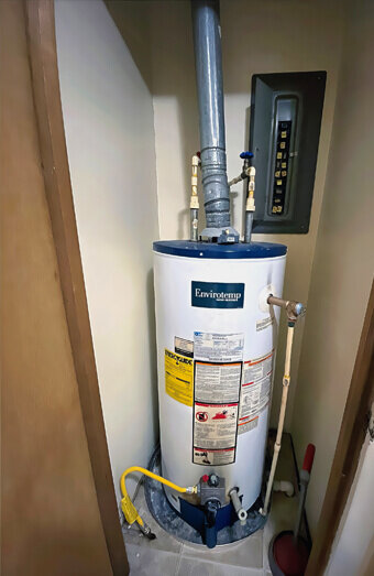 https://claremontplumber.com.au/uploads/2025/06/hot-water-134456.jpg